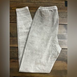 SKIMS LEGGINGS NWT